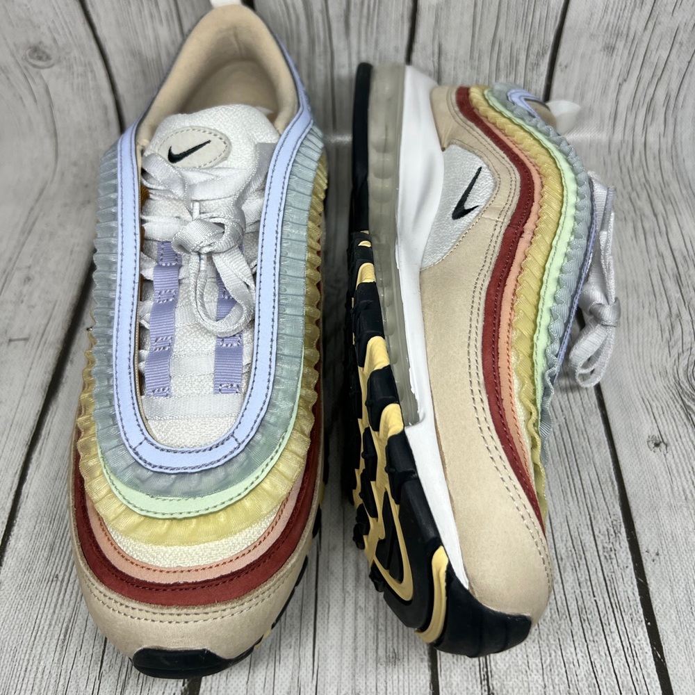 BRAND NEW Nike Air Max 97 Men's Shoes Size 11 FD8637-600 BOX NO LID PRIDE - Picture 3 of 11